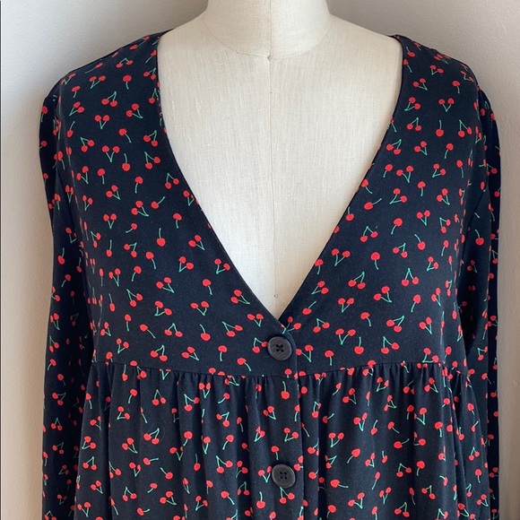 Cherry printed Tent dress with buttons down front - Picture 3 of 8